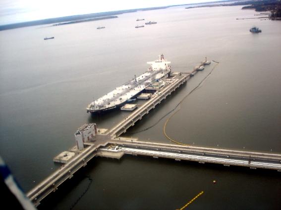 Перевалка дизтоплива через Приморский нефтяной терминал увеличилась на 27,5%