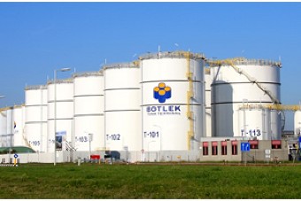 Резервуары компании Botlek Tank Terminal