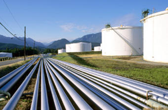 Терминал Burrard Products, принадлежащем компании Suncor Energy