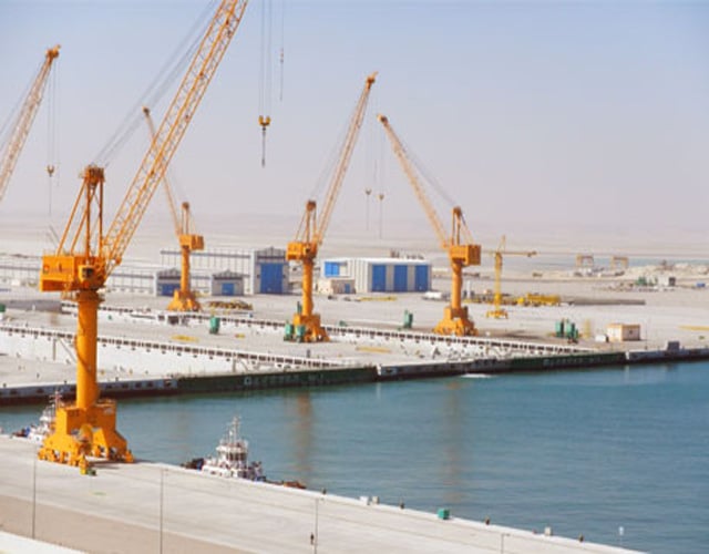 Крупный терминал в порту Duqm Крупный терминал в порту Duqm