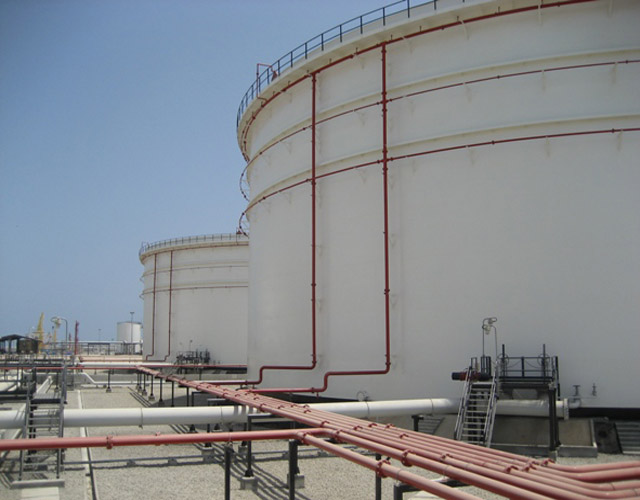 Нефтяной терминал для хранения в Омане