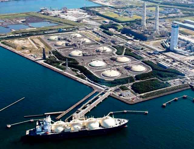 Крупный терминал в порту Duqm Крупный терминал в порту Duqm