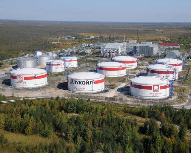 Резервуары для нефтепродуктов Резервуары для нефтепродуктов