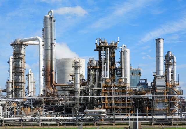 Нефтеперерабатывающий завод Нефтеперерабатывающий завод