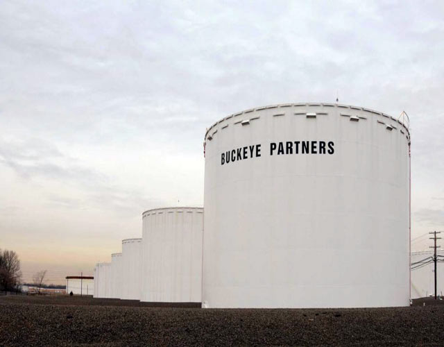 Резервуары для нефтепродуктов Резервуары для нефтепродуктов