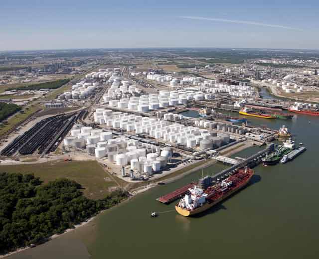 Нефтяной терминал компании Vopak Нефтяной терминал компании Vopak