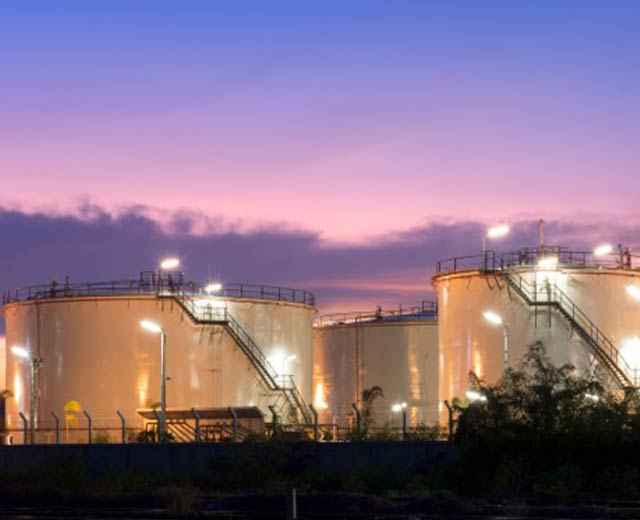 Нефтяной резервуарный парк Нефтяной резервуарный парк