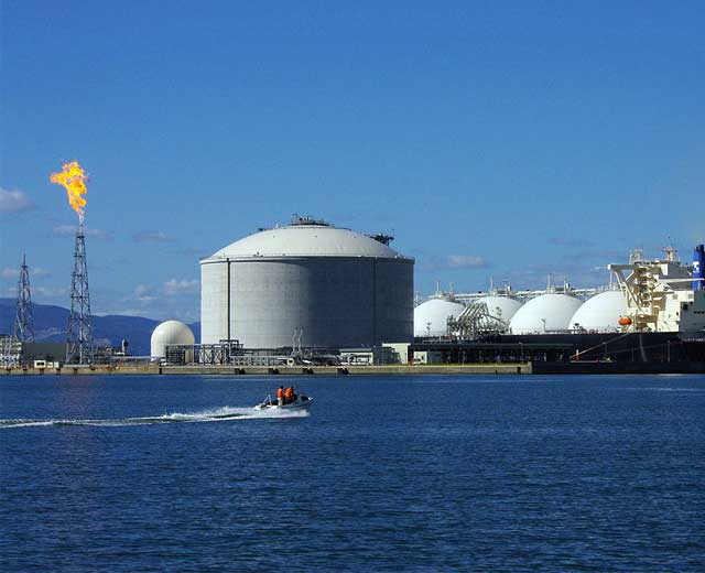 Вертикальные резервуары для нефтепродуктов Вертикальные резервуары для нефтепродуктов