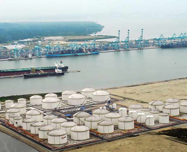 Нефтяные резервуары Vitol Нефтяные резервуары Vitol